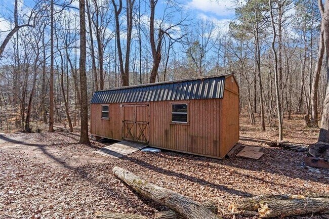 Building Photo - 585 Bethany Woods Dr