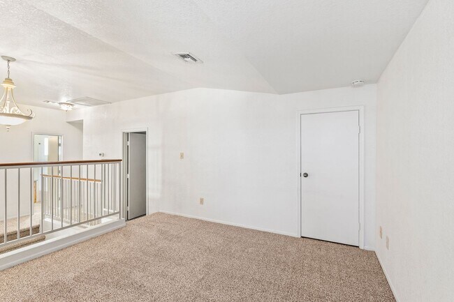 Building Photo - 2616 W Kassandra Pl