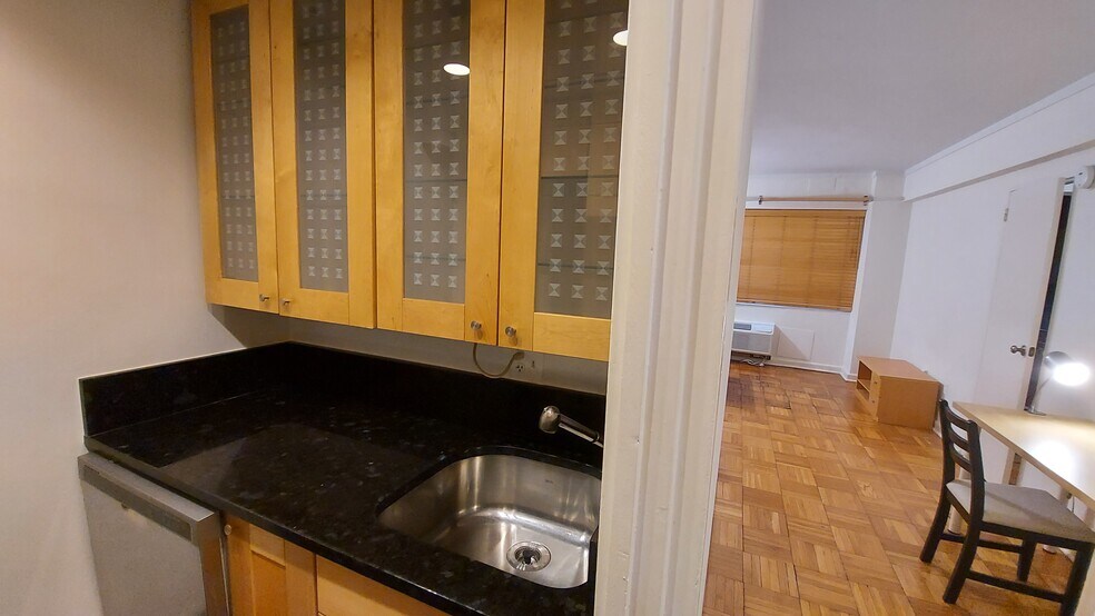 Building Photo - 2141 I St NW