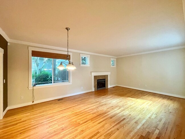 Building Photo - Great Home for rent
