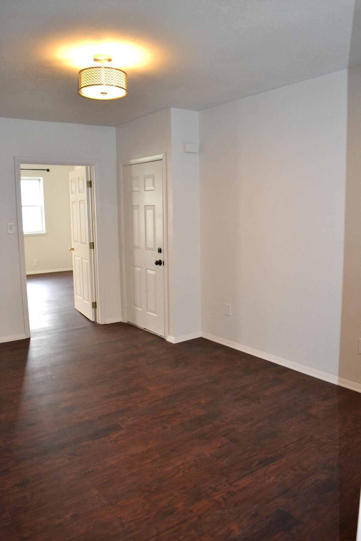 Building Photo - 2611 Larkins Way