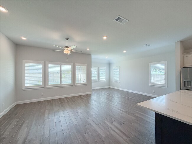 Building Photo - 13203 Wood Leaf Pk