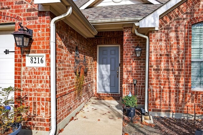 Building Photo - 8216 Shasta Dr