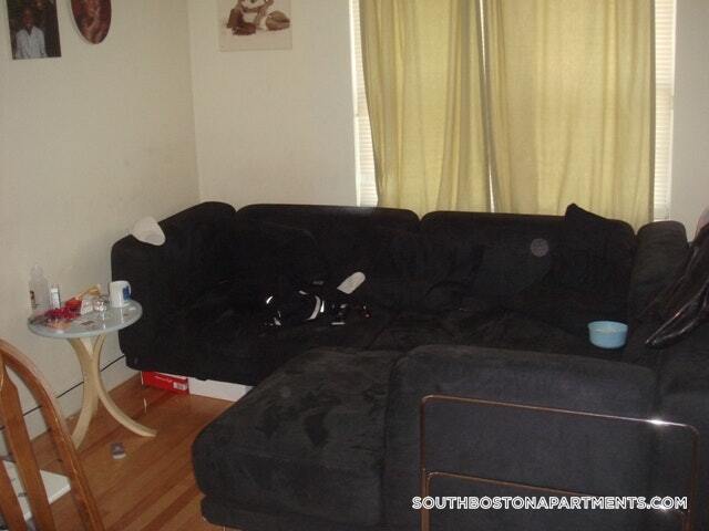 Building Photo - 34 Baxter St