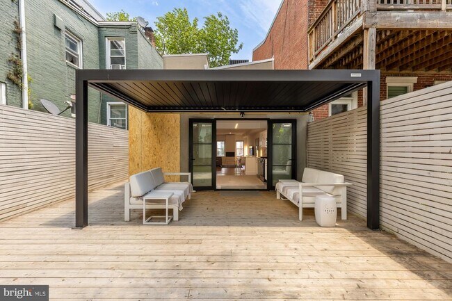 Building Photo - 1608 5th St NW