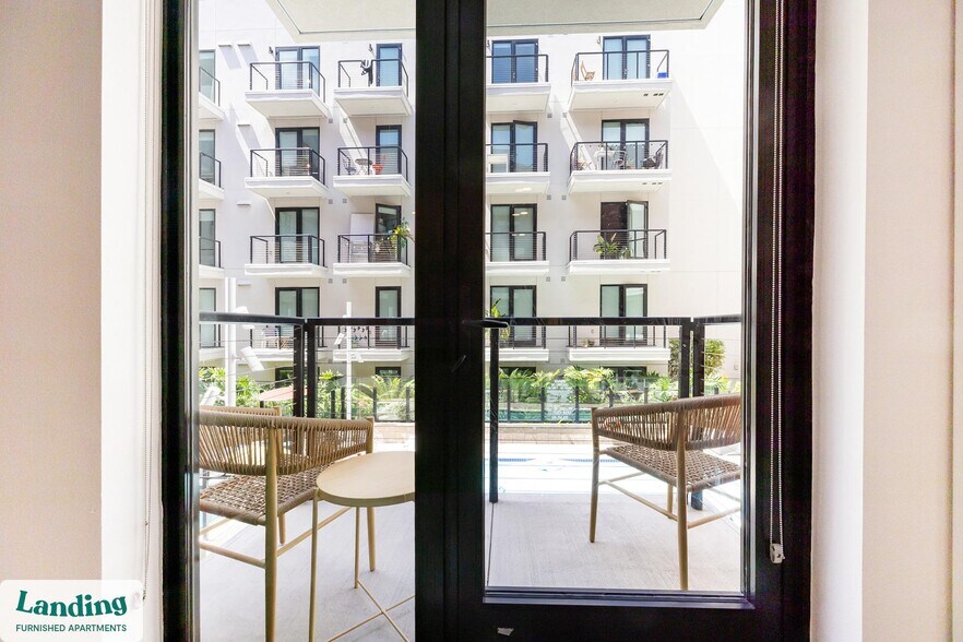 Building Photo - 372 Fourth Ave