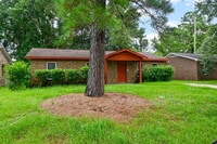Building Photo - 149 Dorchester Manor Blvd