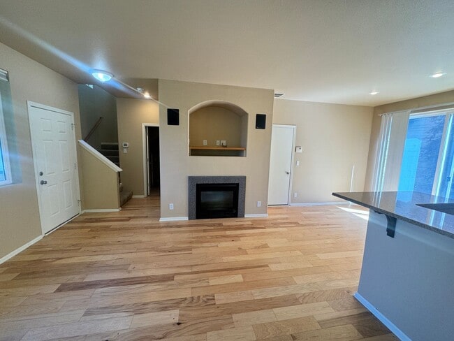 Building Photo - 3 Bedroom 2.5 bathroom West Eugene Home