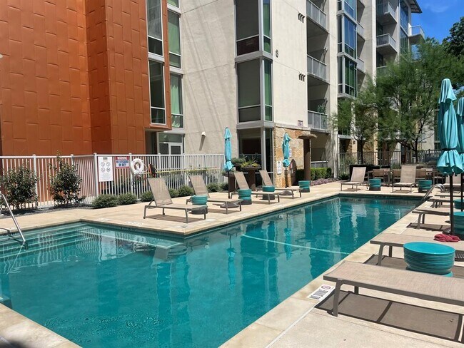 Building Photo - 1600 Barton Springs Rd