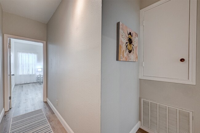 Building Photo - 8077 El Mundo St