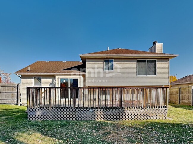 Building Photo - 1801 Winger Dr