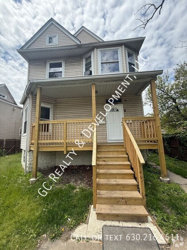 Building Photo - 7230 S Perry Ave