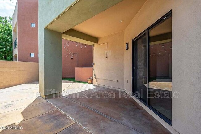 Building Photo - 7601 E Roosevelt St