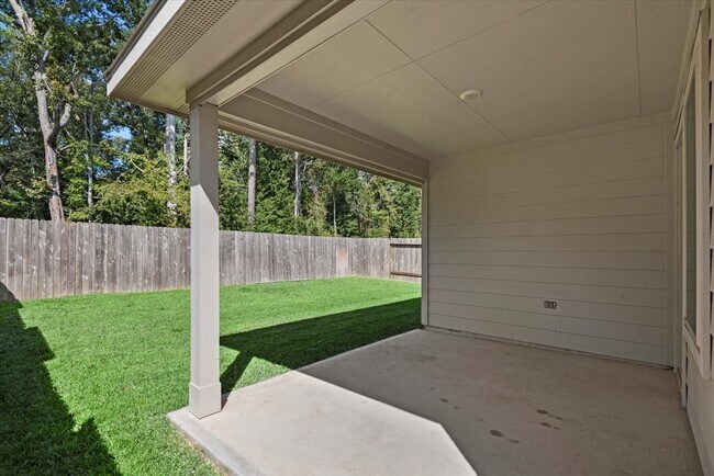 Building Photo - 14966 Cypress Holw Dr
