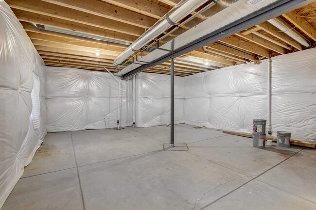 Building Photo - $2,500.00 - 3 Bedrooms and 2.5 Bathrooms T...