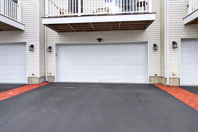 Building Photo - 107 Celebration Blvd