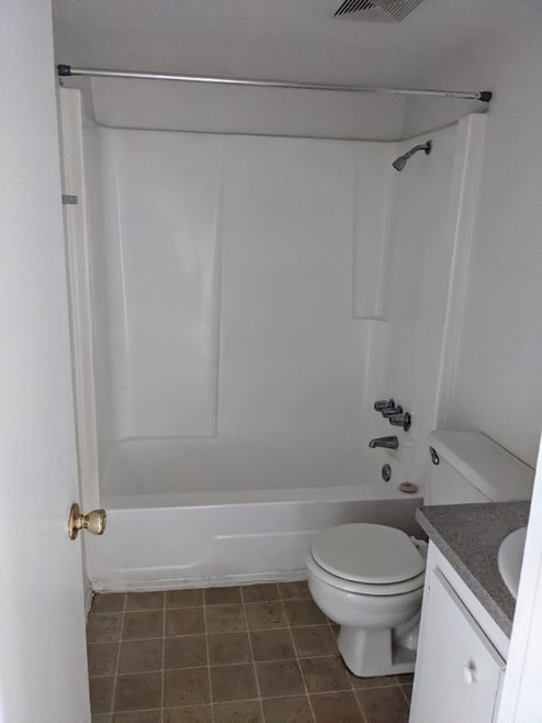 Building Photo - 3215 Baird Ave