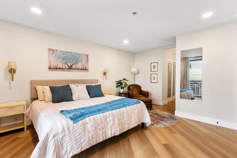 Building Photo - 2414 Front St