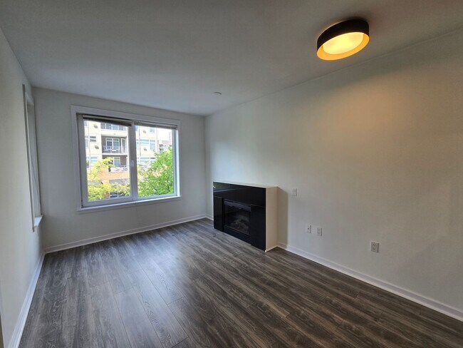 Building Photo - 2721 1st Ave