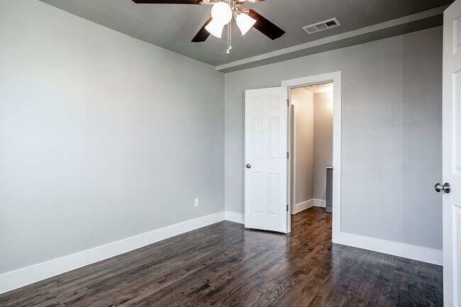 Building Photo - Must see this Renovated home located in Da...