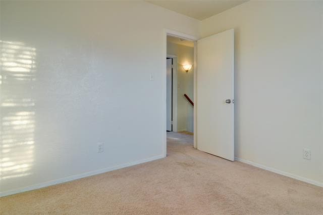 Building Photo - 6764 Dandelion Dr