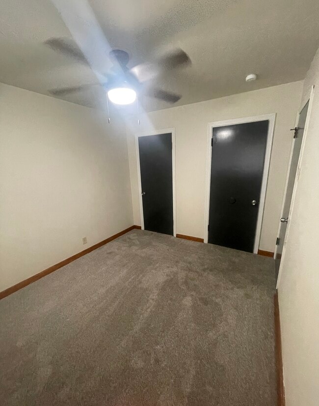 Bedroom 1 (off of living room) - 1537 Boones Lick Rd