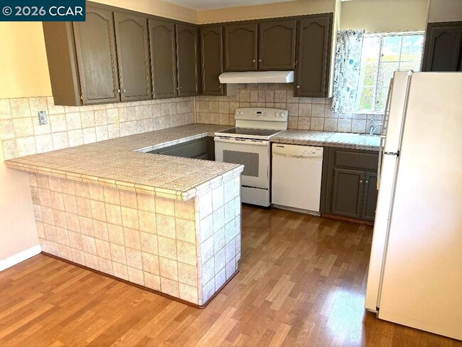 Building Photo - 5505 Arizona Dr