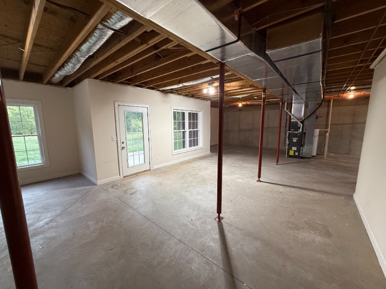 Building Photo - 133 Garden Dr