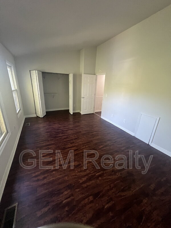 Building Photo - 10717 Greta Lynn Ct