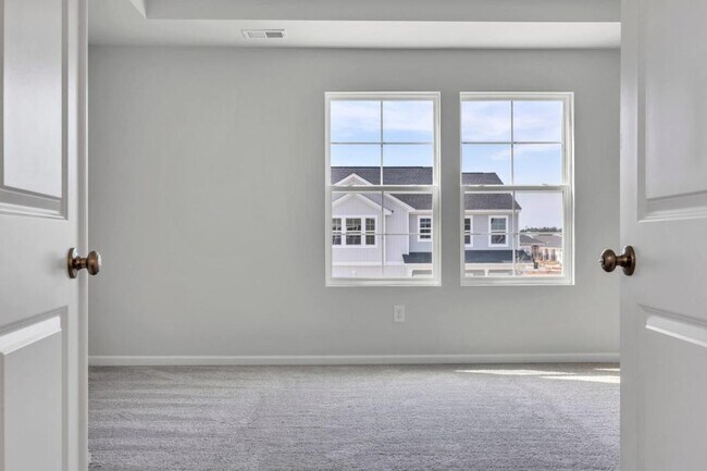 Building Photo - 1464 Bellaria Wy