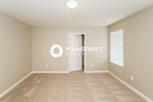 Building Photo - 4 Bedroom Pet-Friendly Home in Warrior, AL with Main Street Renewal