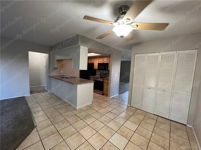 Building Photo - 170 Pinecone Ln