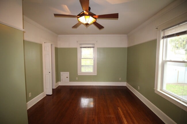 Building Photo - 12 Becket St