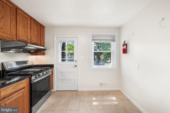 Building Photo - 5313 Taney Ave