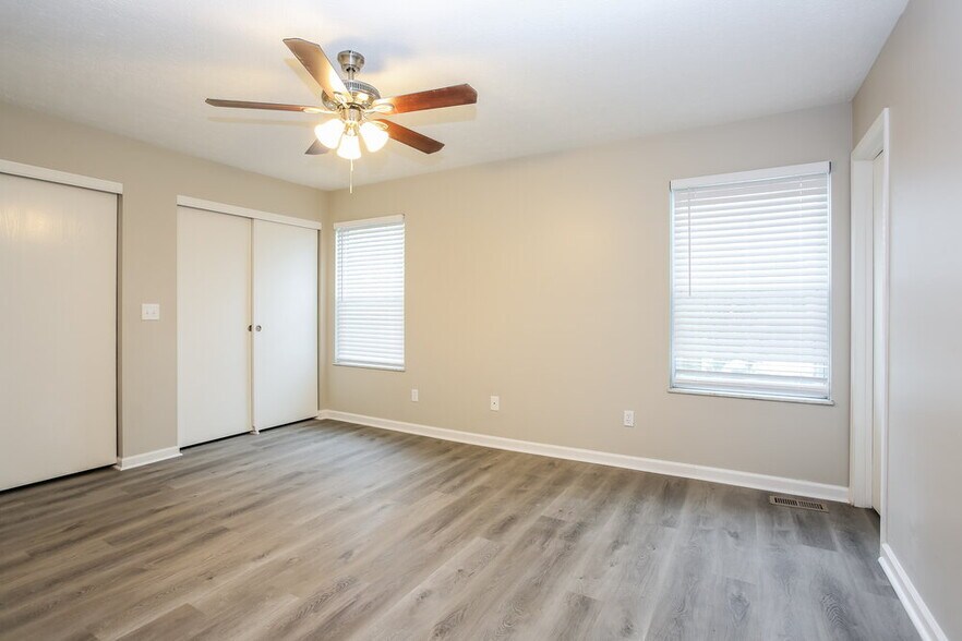 Building Photo - 1056 Leclerc Pl