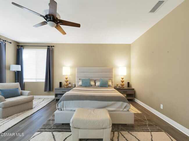 Building Photo - 3302 Woodley Ave