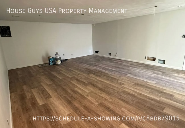 Building Photo - 2903 Tepee Ave