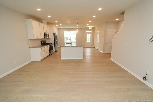 Building Photo - 3131 Cathedral Comb Dr