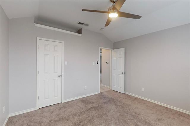 Building Photo - 3105 Cantura Dr