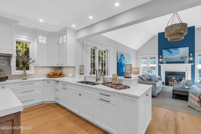 Building Photo - 118 Beacon Blvd