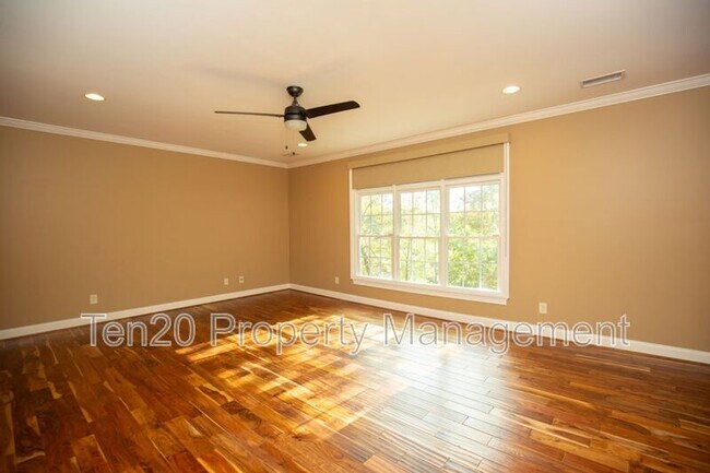 Building Photo - 4701-12 Turnberry Ln