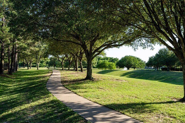 Building Photo - 5103 Mariner's Harbor