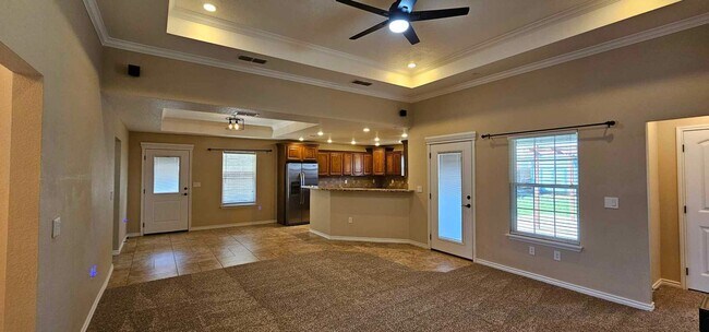 Building Photo - Beautiful 4 bedroom, 2 bath home for rent