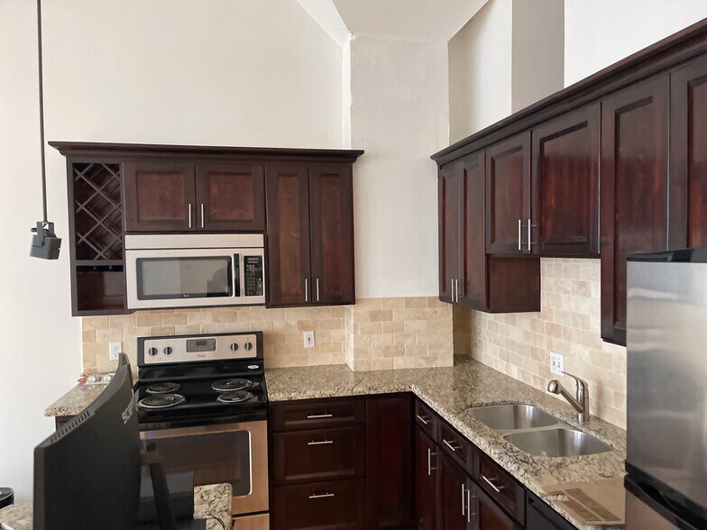 Kitchen - 705 Main St