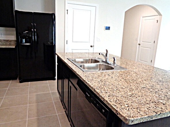 Building Photo - 10927 Carlton Fields Dr