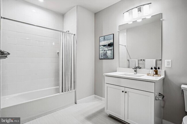 Building Photo - 1675 Bandit Loop