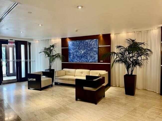 Building Photo - 2451 Brickell Ave