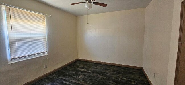 Building Photo - 424 N Charles St