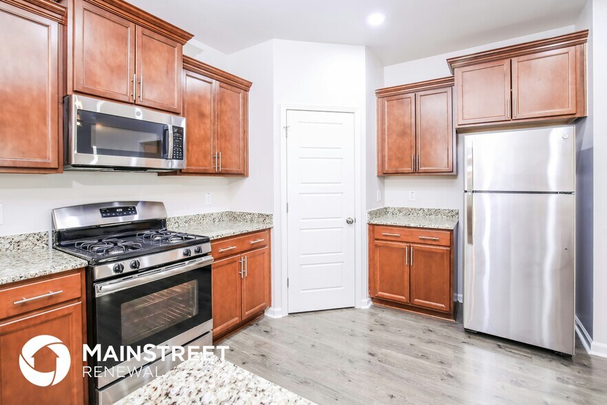 Building Photo - 250 Hawksbill Dr