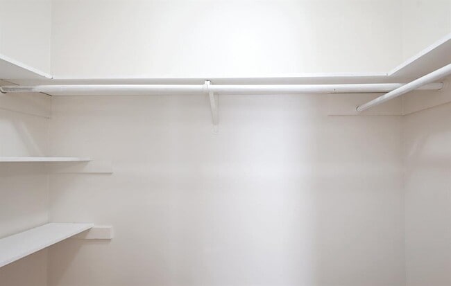 Building Photo - 1202 Artesian Cir